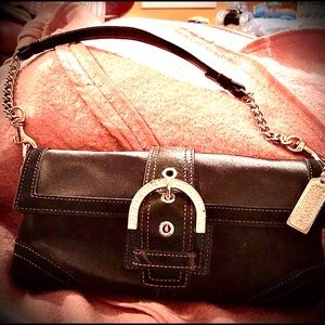 Coach beautiful   Excellent condition